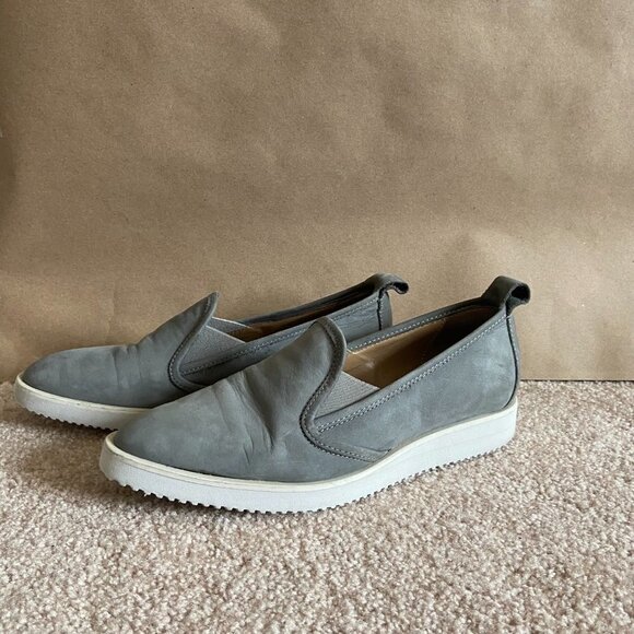 Everlane Grey Nubuck Street Flat Size 5 1/2 - Picture 4 of 8